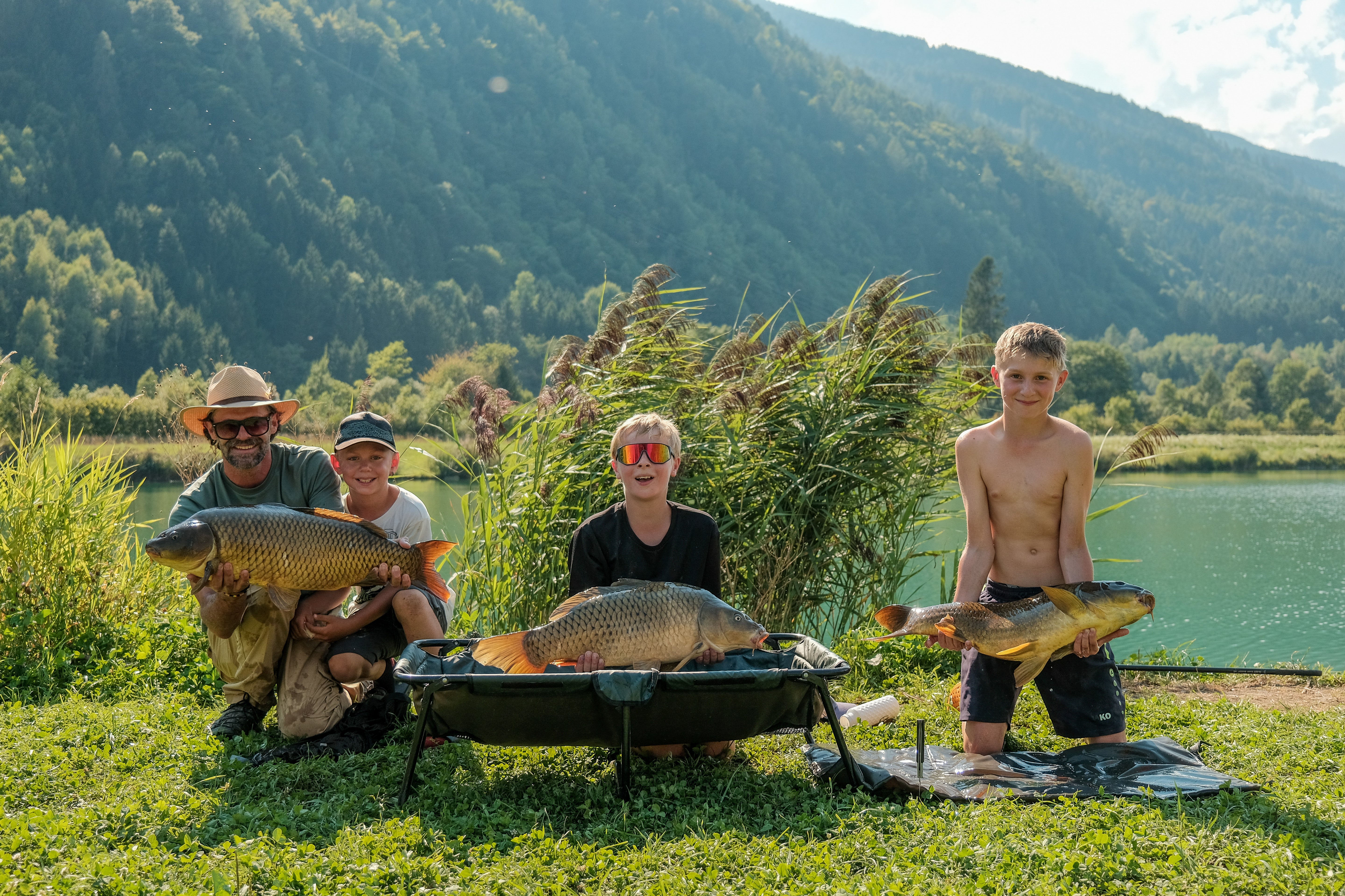 Gutscheine Riverside Tagesfischen, Guiding, Übernachten